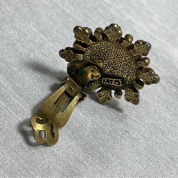 Arthur Pepper SINGLE clip-on earring - Picture 7 of 7